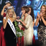 Ha una malattia della pelle, ma si candida a Miss Universo Malesia