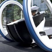 I veicoli del futuro? Autobus che si espandono e monoruota che salgono le scale
