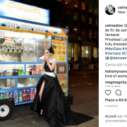 Lezioni di stile: Celine Dion mostra come è possibile essere chic anche mangiando un panino in strada!