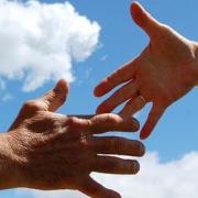 Cercate la felicità? Allora siate altruisti e più generosi