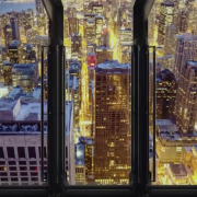 A Chicago c'è una nuova attrazione da brivido, a 300 metri d'altezza. Ci vuole coraggio, ma la vista è garantita! 