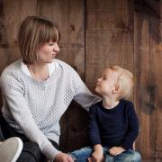 Il rispetto per le donne si "impara" da bambini. Ecco 4 regole da seguire
