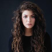 Phil Collins: Lorde esegue la sua In The AIr Tonight