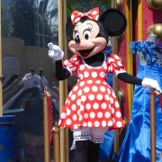 Minnie compie 90 anni: come regalo una stella sulla Walk of Fame