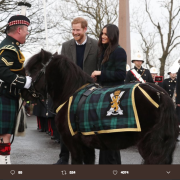 L’anello di fidanzamento di Meghan Markle è da brividi: il Principe Harry non ha badato a spese