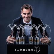 Roger Federer riceve il quinto e sesto Laureus Award: è l'atleta più premiato