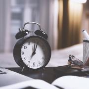 Il caffé, il pisolino, lo sport... Quali sono le ore migliori per dedicarsi a queste attività?