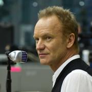 Sting ringrazia Crozza: con le tue imitazioni 
mi fai guadagnare una tonnellata di soldi!