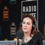 Elena Sofia Ricci: ma quanto mi sono divertita a fare... la moglie iena!