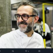 Lo chef Massimo Bottura riceve la laurea ad honorem