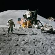 LA NASA VUOLE TORNARE SULLA LUNA: DIMENTICATA PER ANNI, PERCHE' ORA?