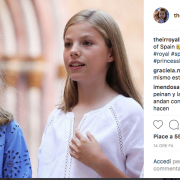 Leonor  e Sofia di Spagna: le foto delle vacanze a Maiorca 