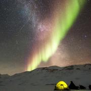 In Islanda puoi vivere un’esperienza indimenticabile dormendo in capsule a 5 stelle per vedere l’aurora boreale