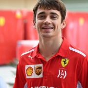 F1, Leclerc subito a suo agio con la Ferrari, è primo!