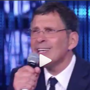 Da Fabrizio Frizzi ad Aretha Franklin: tutte le celebrità che ci hanno lasciato nel 2018