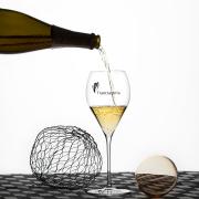 Franciacorta: un unico termine che definisce il territorio, il vino, il metodo di produzione.