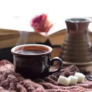 Come riscaldarsi a casa durante il rigido inverno? Con calde bevande aromatiche