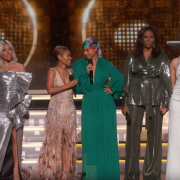 Grammy Award:  dallo show di Jennifer Lopez  alle lacrime di Lady GaGa (passando per Michelle Obama), tutti i momenti più belli. Il video