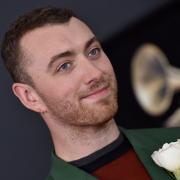 Sam Smith: una foto per combattere il body shaming