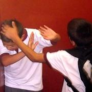 Save the Children: due adolescenti su tre vittime di bullismo a scuola.