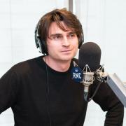 Angelo Duro ospite di Radio Monte Carlo: le foto