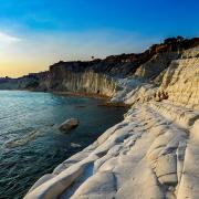 Le spiagge più belle? Quelle con la  sabbia colorata!