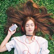 Ecco la musica ideale per una primavera indimenticabile!