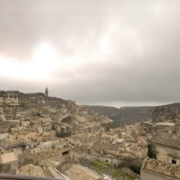 Matera: vietato festeggiare gli sposi con i coriandoli