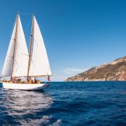 CON ACQUA DELL’ELBA, LO YACHTING È L’ESSENZA DEL MARE