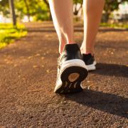 Perdere peso velocemente, andando con calma. I benefici della camminata veloce