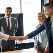 I colloqui di lavoro? Ora si fanno all’aperto!