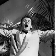  Domenico Modugno:  il 6 agosto 1994 scompariva  uno degli artisti italiani più amati nel mondo