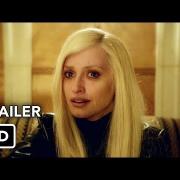 Penelope Cruz nei panni di Donatella Versace: il video