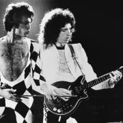 100 ragazzi cantano in coro i Queen ed è emozione totale!