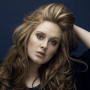 30 ottobre 2015: Adele al primo posto  in classifica 