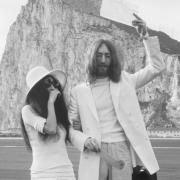 9 novembre 1966: incontro tra John Lennon e Yoko Ono