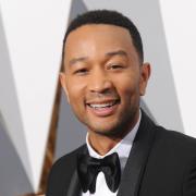 John Legend eletto uomo più sexy del mondo. E la moglie commenta così...