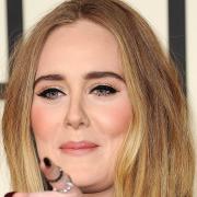 Adele orgogliosa del suo peso