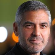 George Clooney regala un milione di dollari ai suoi amici