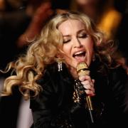 Madonna canta Elton John con il figlio David Banda: il video