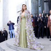 Jennifer Lopez va pazza per i petali