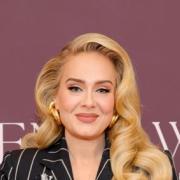 Adele ha una bella e una brutta notizia per i suoi fan