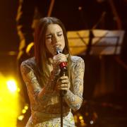 Angelina Mango, giovanissima, canta con papà Pino: il video