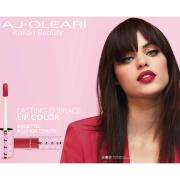 Naj Oleari Italian Beauty presenta “Lasting Embrace Lip Color”: provalo subito (anche on line!)