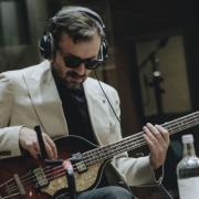 Cesare Cremonini nello studio di Mark Knopfler