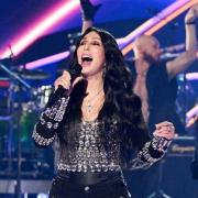 Cher: l'esibizione mozzafiato e l'invito a seguire sempre i propri sogni. Il video