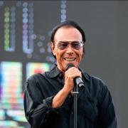 Antonello Venditti dedica Ci vorrebbe un amico a Lucio Dalla: il video