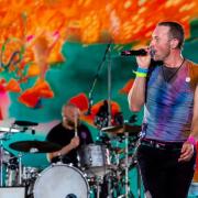 I Coldplay pubblicano un omaggio affettuoso alla città di Napoli. Il video