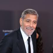 George Clooney felice a Pienza