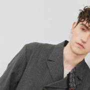 Michele Bravi ospite di Radio Monte Carlo  